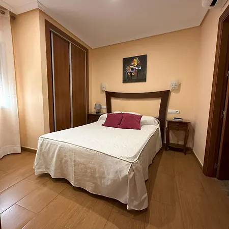 Hostal Avenida-3